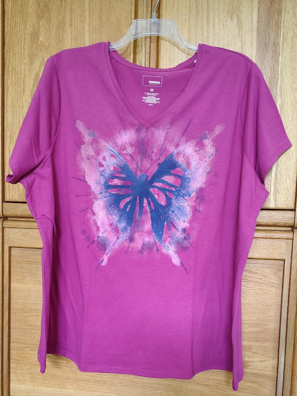 NWT SONOMA SHORT SLEEVE V NECK T SHIRT W/ BUTTERFLY IN WOMENS PLUS SIZE 3X